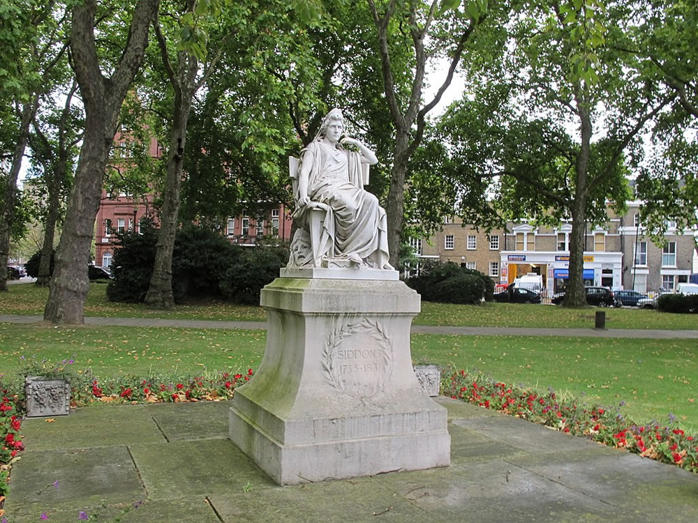 Sarah Siddons statue on Paddington Green David Hawgood [CC BY-SA 2.0 (https://creativecommons.org/licenses/by-sa/2.0)], via Wikimedia Commons