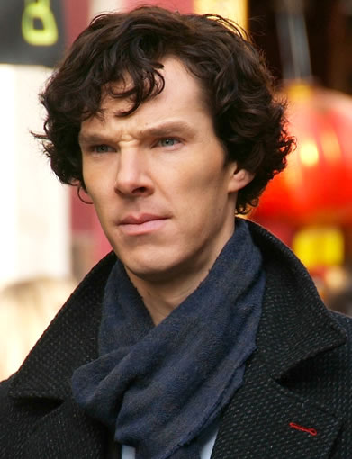 Chinatown, London. Benedict Cumberbatch during filming of Sherlock. Image:bellaphon / CC BY (https://creativecommons.org/licenses/by/2.0)