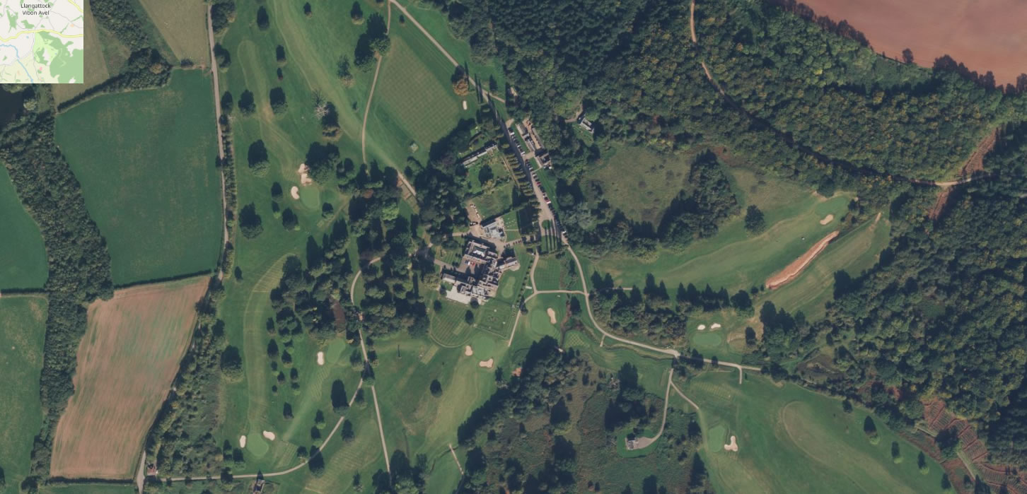 Modern Bing Satellite maps of the Rolls of Monmouth Golf Club