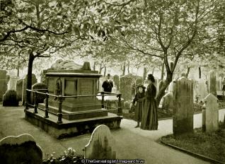 Bunyan's Tomb in Bunhill Fields (Bunhill Fields Cemetery, John Bunyan's Tomb, London)