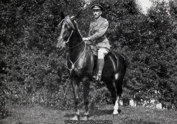 Col W W Foster MC (Canadian Infantry) on his horse Sandy, Both wounded 3 times (Col Foster was acting Brig Gen for 6 months, was MiD 5 times, Won DSO 3 times, Awarded both French and Belgian Croix de Guerre  (Canadian, Col W W Foster, Colonel, Croix de Guerre, DSO, England, Gloucestershire, Infantry, MC, Stonehouse, WW1, Wycliffe College)