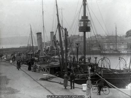 Early 1900s Lantern Slide Street View Steamboats Penzance harbour in Cornwall (C1900, Cornwall, England, Penzance, Penzance Harbour, Steamboat, The Quay, Vessel)
