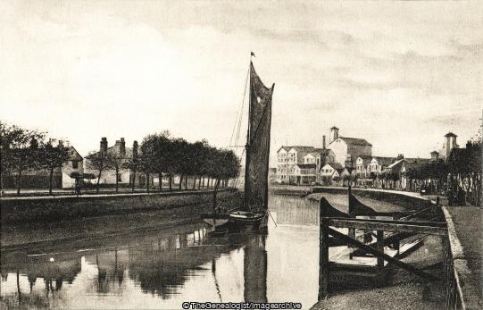 Ipswich, on the Orwell (England, Ipswich, Orwell, River, sailing boat, Suffolk, Vessel)