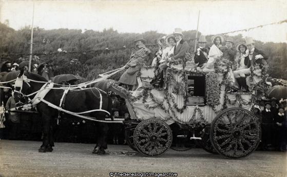 Jersey Battle of flowers Coach 15 Aug 1912 (1912, Battle of Flowers, Horse and Carriage, Jersey, St Helier, St Helier Town)