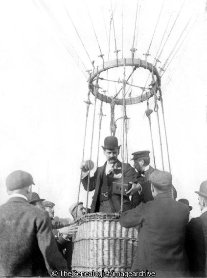 Jims Adventure May 1902 (Aeronaut, Balloon, basket, C1900, Jim)