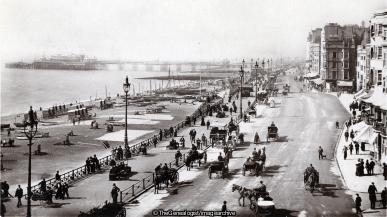 Kings Road and West Pier Brighton 1907 (1/2d, 1907, 1907-10-29, Bathing Machine, Brighton, Chimmo, Dorset, England, Horse and Buggy, Horse and Carriage, Kings Road, Miss, Netherton, Sherborne, Sussex, West Pier)