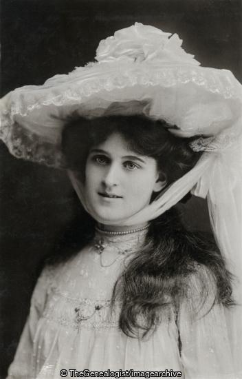 Miss Zena Dare 1905 (1/2d, 1905, 1905-08-14, Actor, actress, Blackpool, Bolton, Down Green New Lane, Harwood, hat, Jack, Miss Zena Dare, Mr, Singer, Whittle)