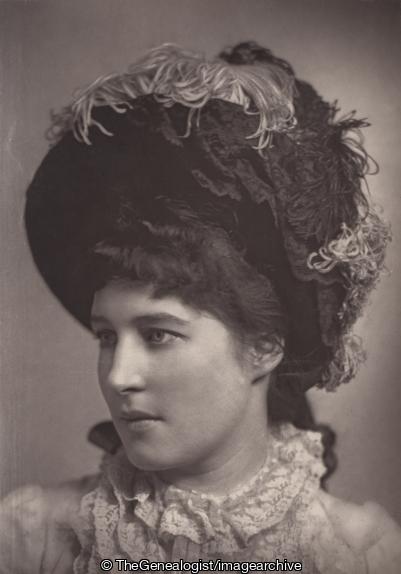 Mrs Lillie Langtry as Mrs Hardcastle in She Stoops to Conquer (1881, Actor, actress, Jersey, Jersey Lily, Lillie Langtry, Lily Langtry, Oliver Goldsmith, She Stoops to Conquer)
