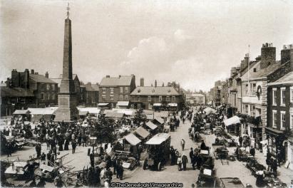 Ripon Market Place, Yorkshire (C1910, England, Market, Ripon, Ripon Market, Yorkshire)
