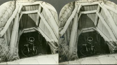 Trench Mortar in its well timbered chamber View looking straight down (3d, Artillery, C1917, Mortar, Trench, WW1)