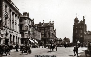Wolverhampton Queen Square (C1915, Car, England, Horse and Trap, Queen Square, Staffordshire, West Midlands, Wolverhampton)